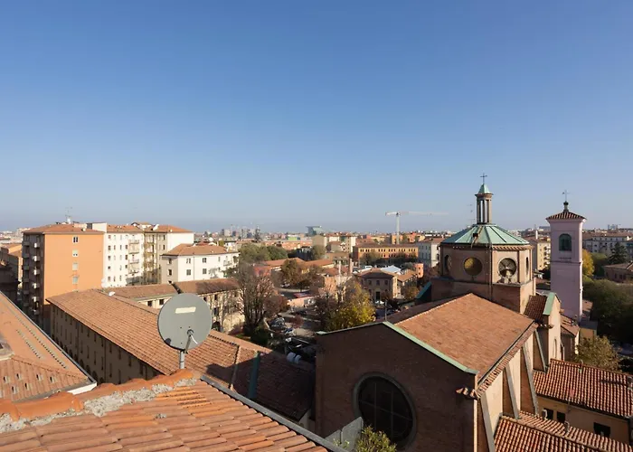 Апартаменты Charming In The Center 