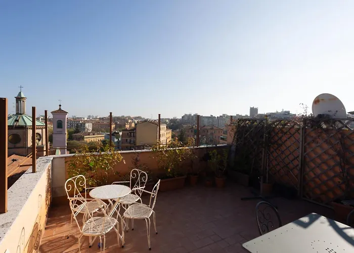 Charming In The Center 